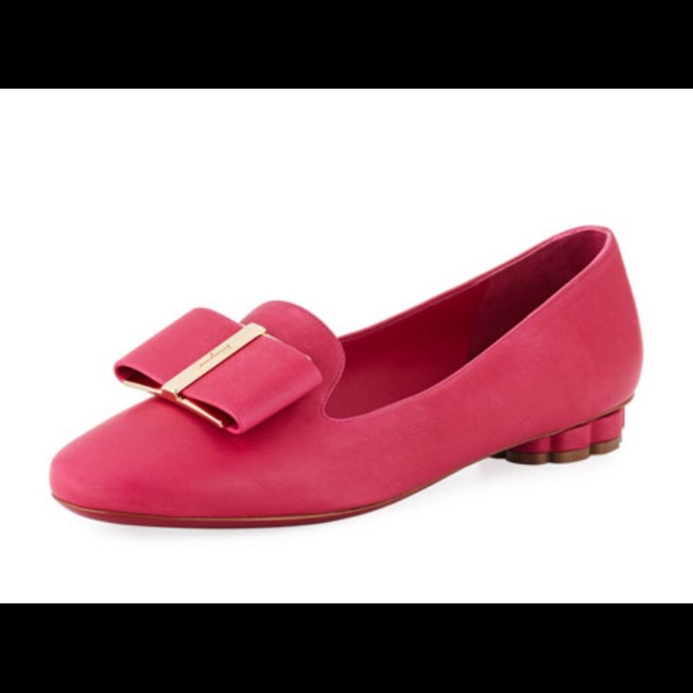 Stunning pair of leather pink loafers worn once!! Like brand new Size 5.5